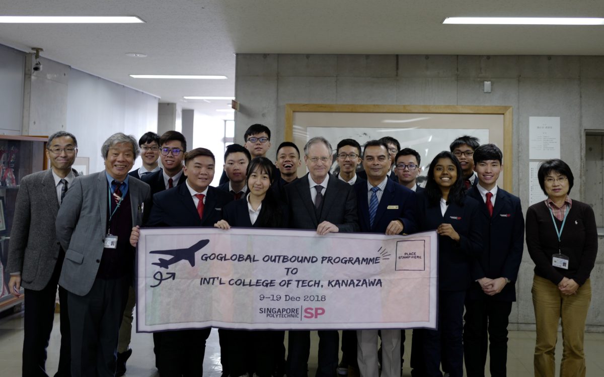 12 Students Visited from Singapore Polytechnic